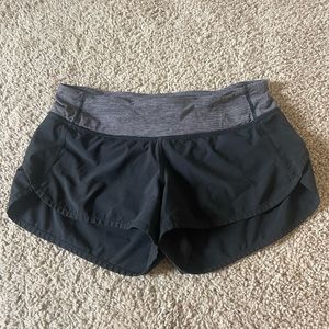 Lululemon Speed Up low rise short